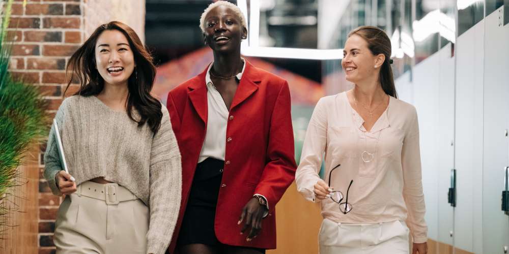 On creating diverse teams