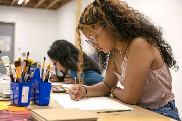 Fresh Artists: fueling creativity