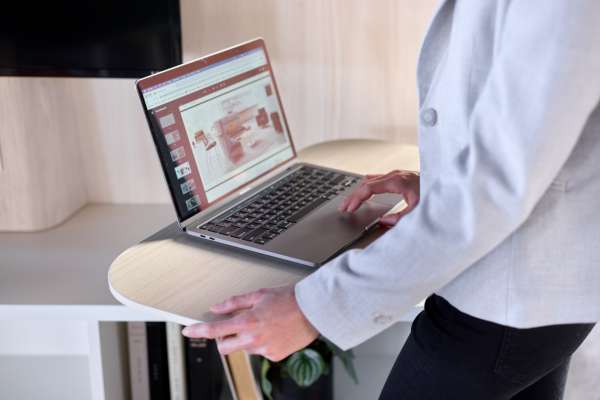 Meetings in hybrid work environments