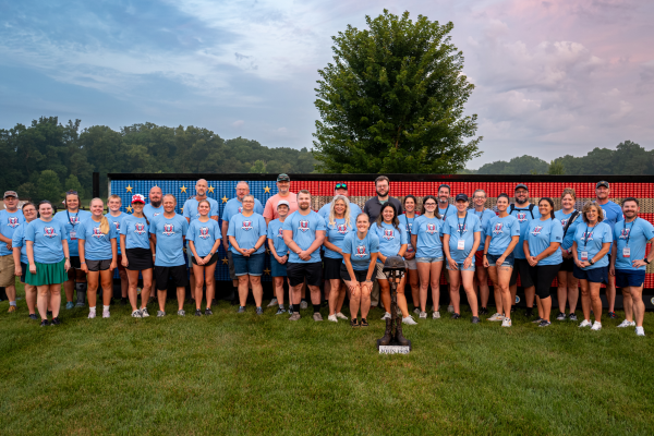 group-of-runners-for-honor-and-remember-run