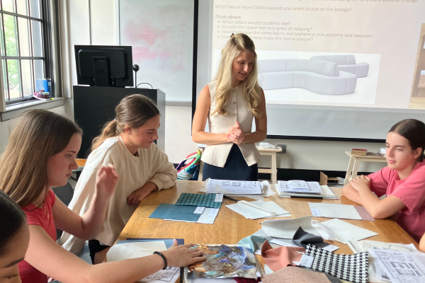 woman-teaching-students-in-design-your-world-program