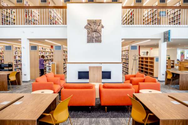 St. Charles Public Library