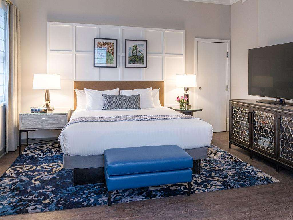 Heathman Hotel