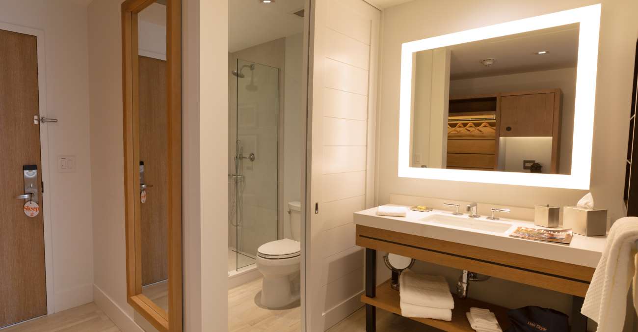 Canopy by Hilton Dallas - Uptown