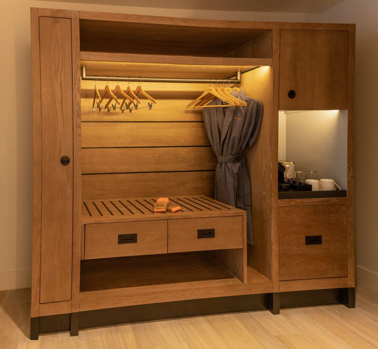 Canopy by Hilton Dallas - Uptown