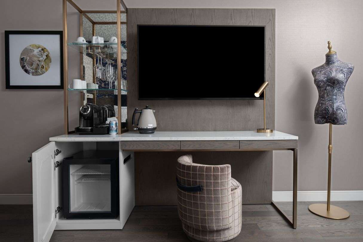 The Dorian, Autograph Collection