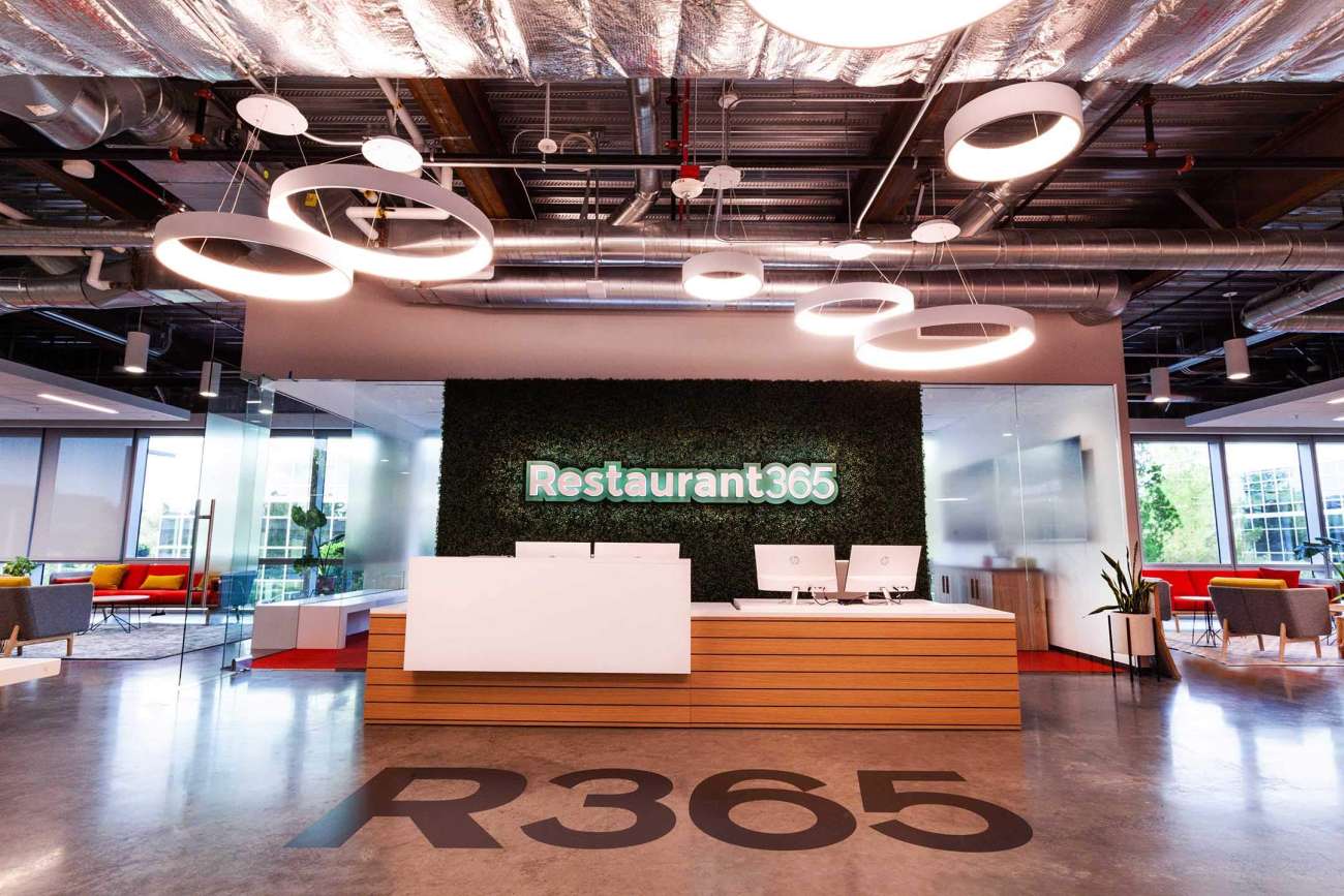 Restaurant365
