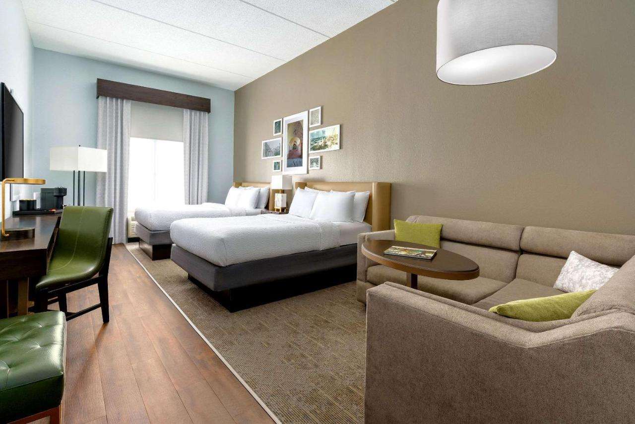 The Bluff Hotel, Tapestry Collection by Hilton