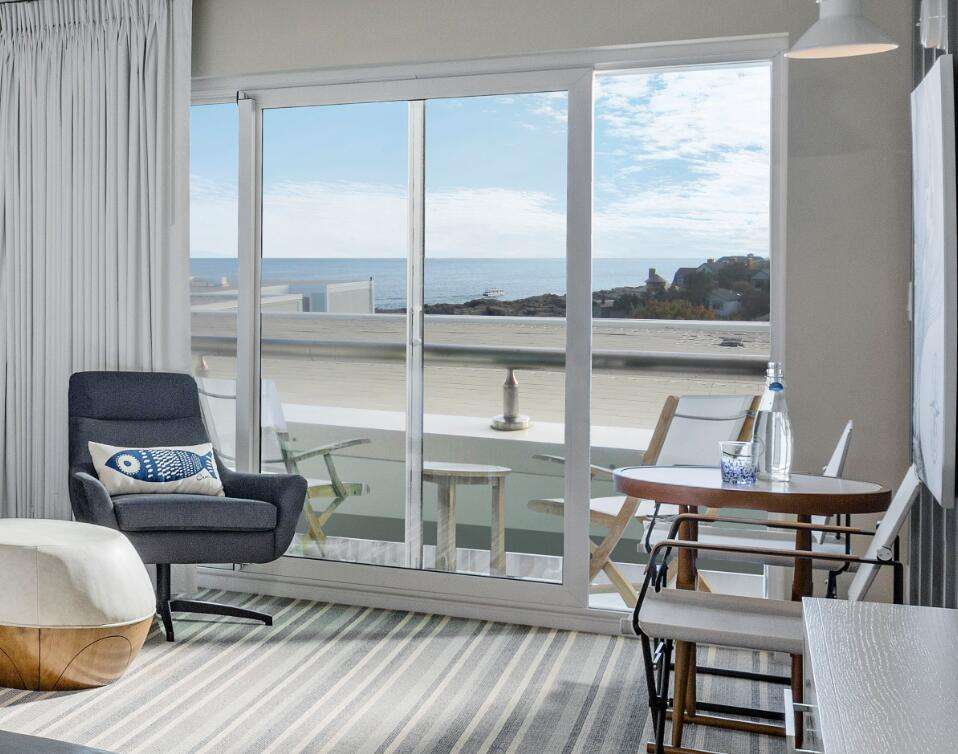 Cliff House, Maine
