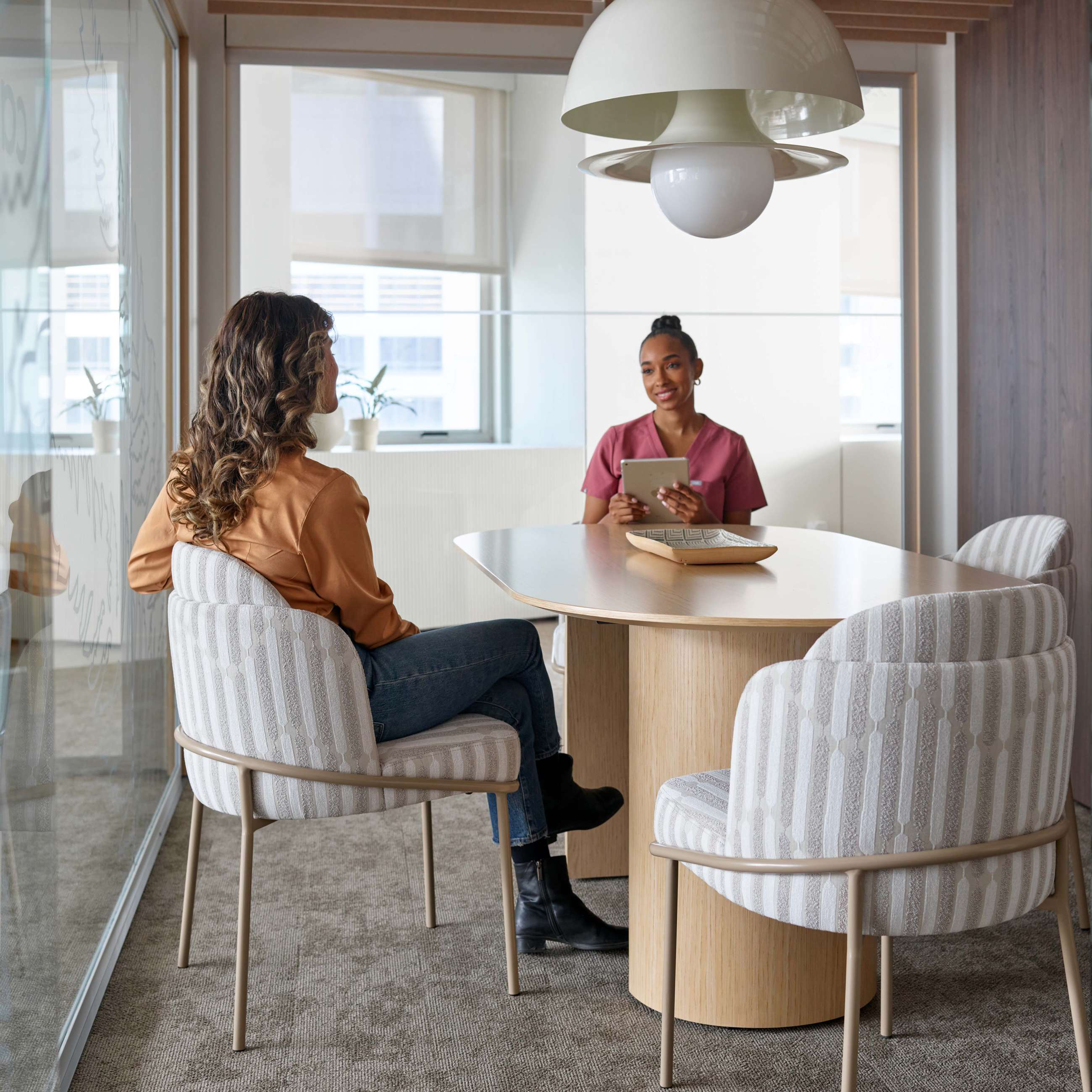 Small waiting/meeting Small waiting/meeting