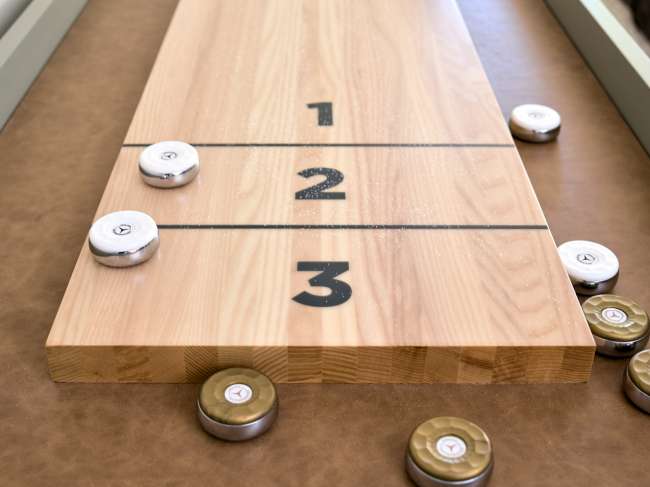 Riff shuffleboard