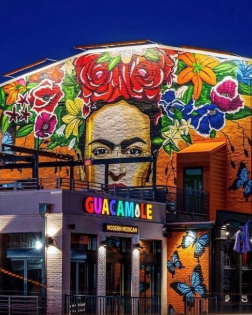 Guacamole Modern Mexican mural in Louisville, Kentucky painted by Kacy Jackson