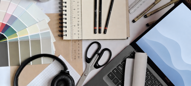 back-to-school-design-student-flatlay