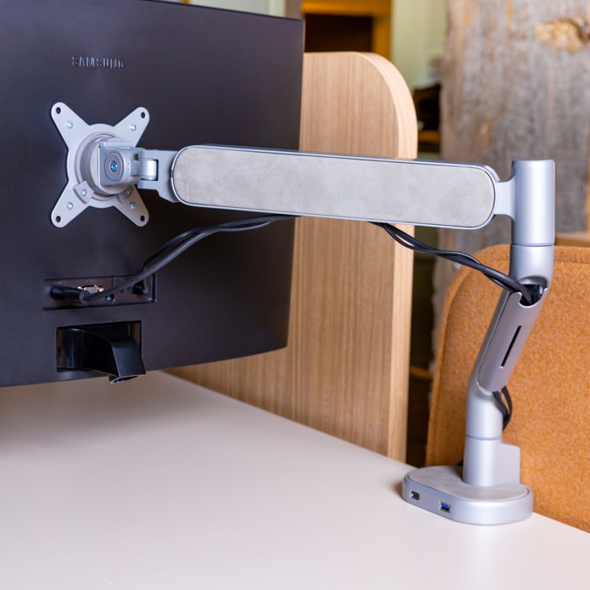 Monitor arm