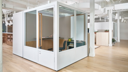 Room Booth M