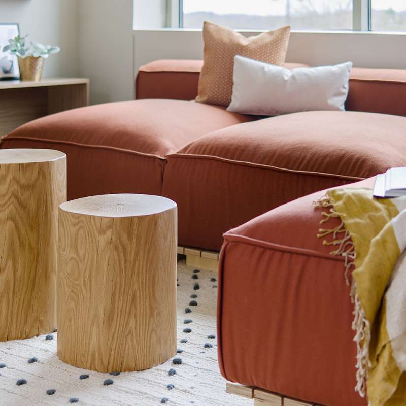 Hinchada, Denro, and Pillows