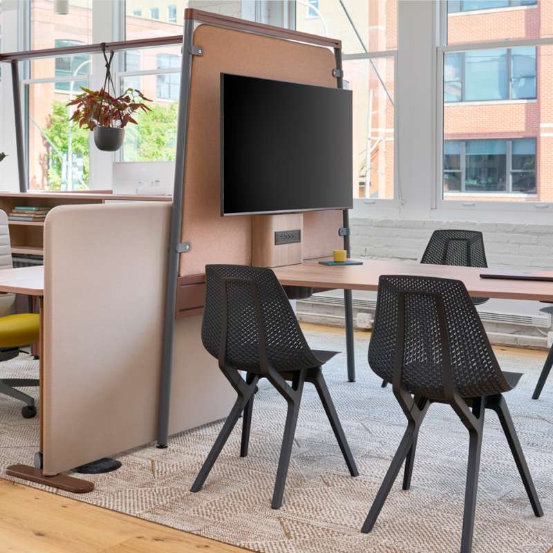 Kaleid and Noho Move Chair