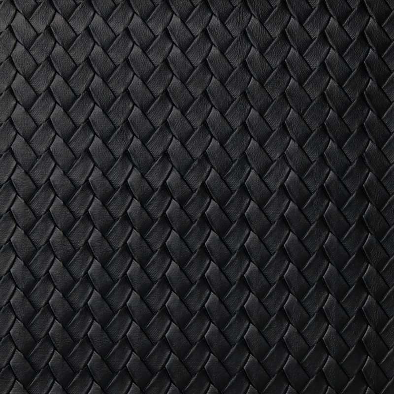 Riata Noir
